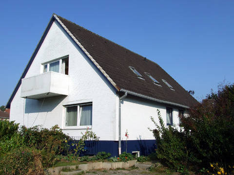 R�ckansicht mit Balkon